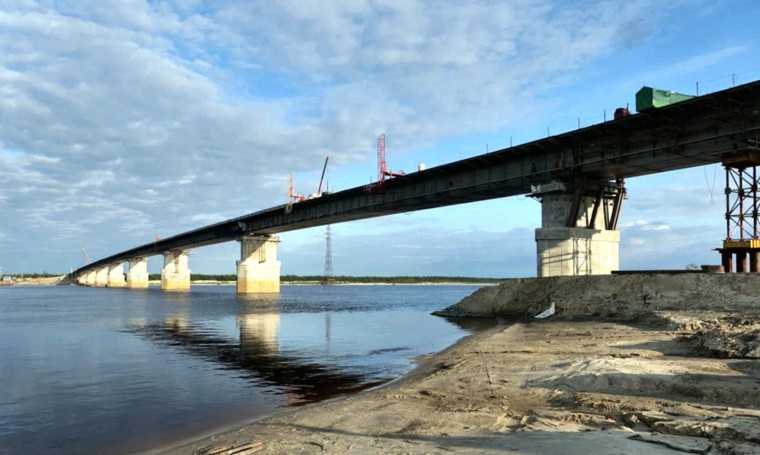 работы сооружение моста Пур ЯНАО