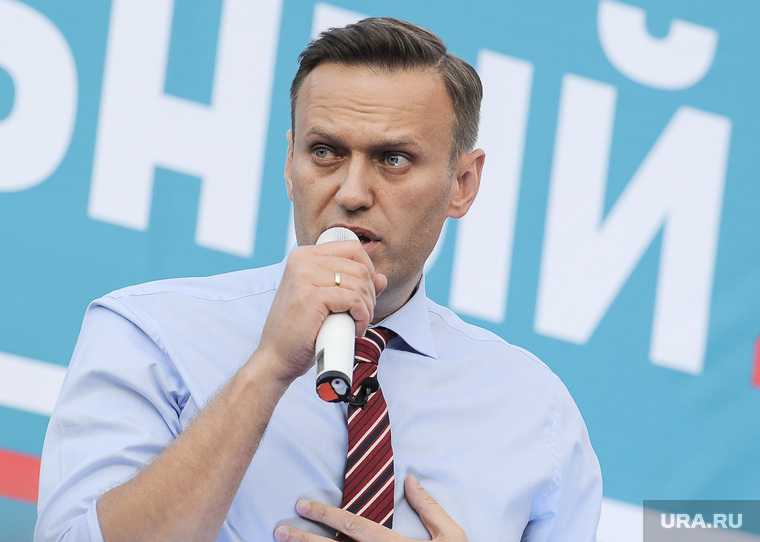 Алексей Навальный отравление лечение Омск чай самолет лечение Европа