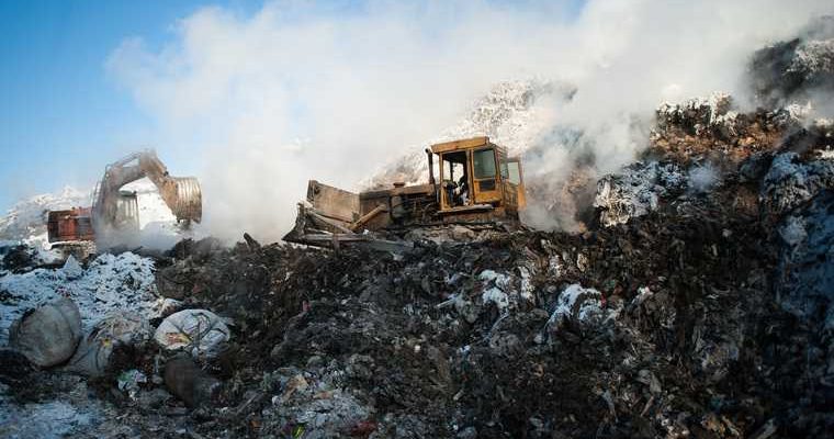 Глава Минприроды заявил что проблемы с мусорными полигонами есть в 18 регионах